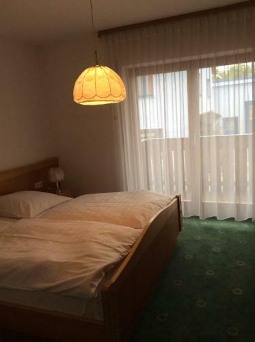 Hostal G�stehaus Schr�tter