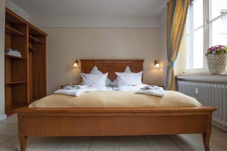 Hotel XII Apostel Albergo
