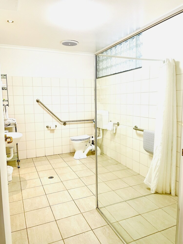 Hotel Quality Inn & Suites The Menzies