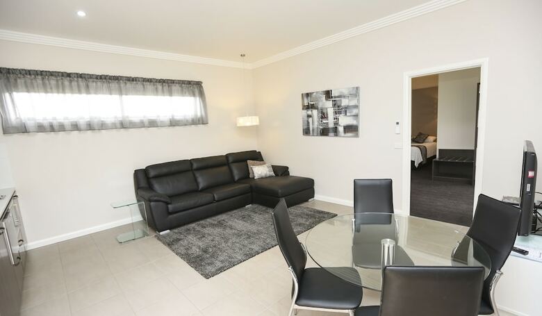 Hotel Comfort Inn Deakin Palms