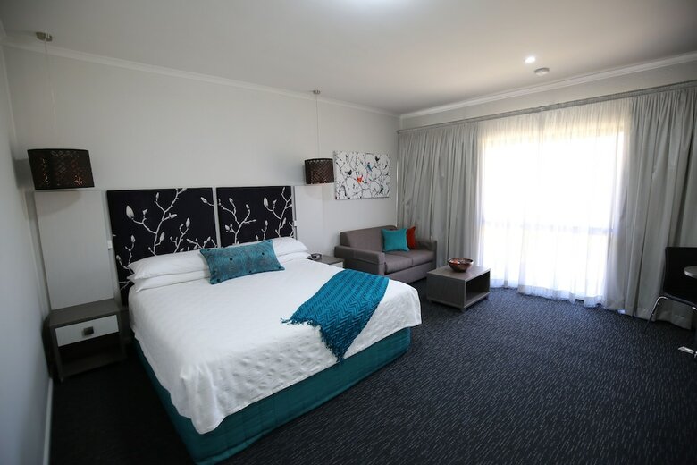 Hotel Comfort Inn Deakin Palms
