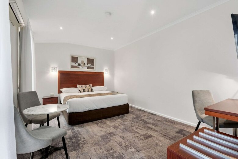 Hotel Comfort Inn Deakin Palms