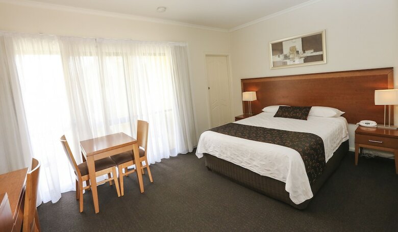 Hotel Comfort Inn Deakin Palms