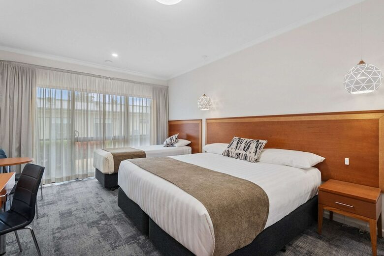 Hotel Comfort Inn Deakin Palms