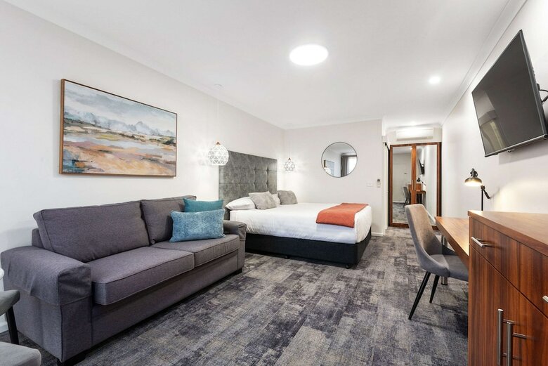 Hotel Comfort Inn Deakin Palms