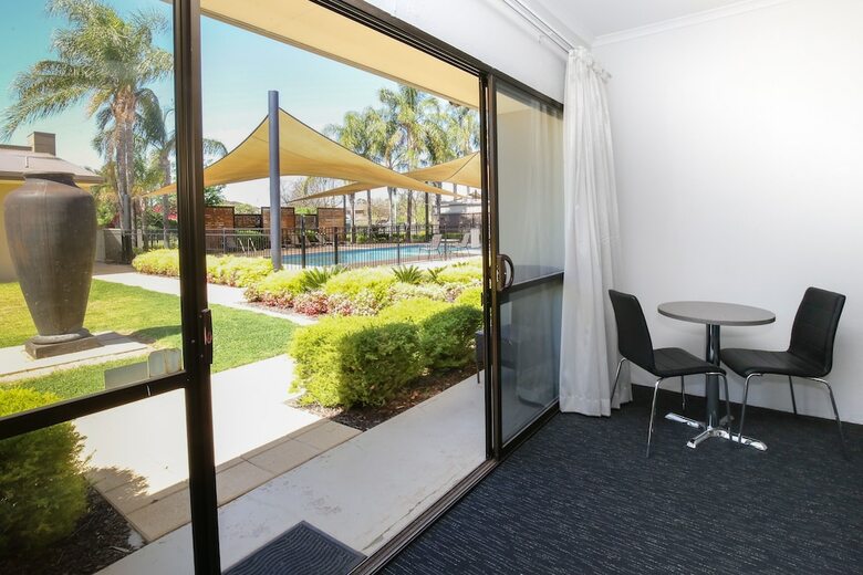 Hotel Comfort Inn Deakin Palms