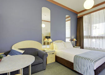 Hotel Comfort Inn And Suites Emmanuel