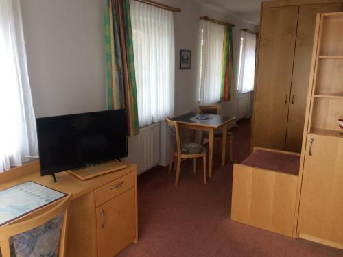 Hostal Pension Caf� Papke