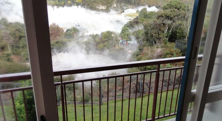 Silveroaks Hotel Geyserland