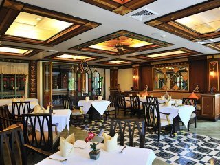 Hotel Aonang Ayodhaya Beach Resort And Spa