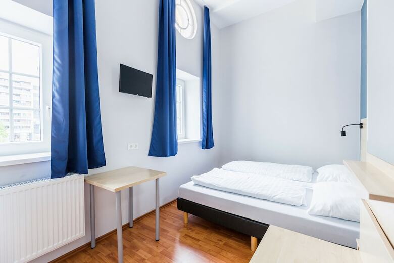 Hotel A&O Salzburg Hauptbahnhof