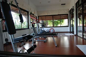 Hotel White House Beach Resort & Spa