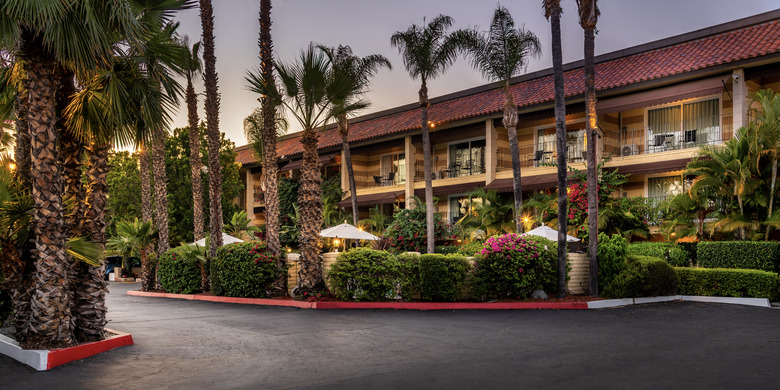 Pepper Tree Hotel