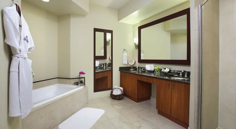Hotel Trump International Beach Resort Miami