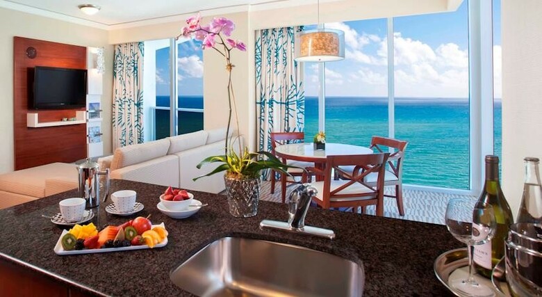 Hotel Trump International Beach Resort Miami