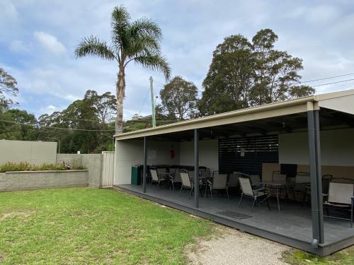 Hanging Rock Family Motel