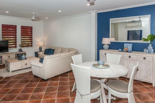 Aparthotel Oasis At Palm Cove