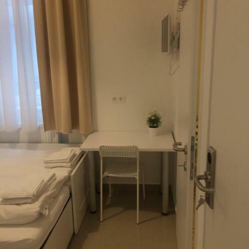 Hostal Ch-vienna City Rooms