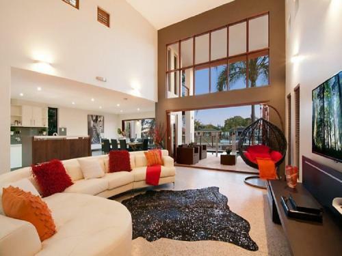 The Villa-whole House 6 Bedrooms 3 Bathrooms