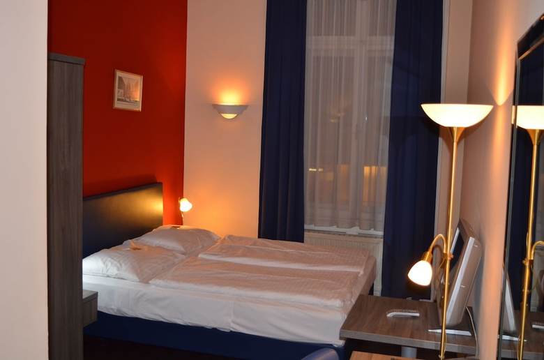 Bed & Breakfast Hotel Pension Excellence