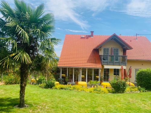 Hostal G�stehaus-weingut Helbighof