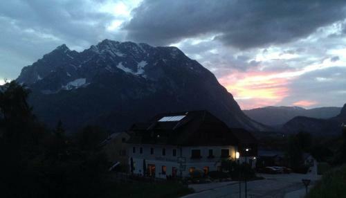 Posada Gasthof Grabenwirt
