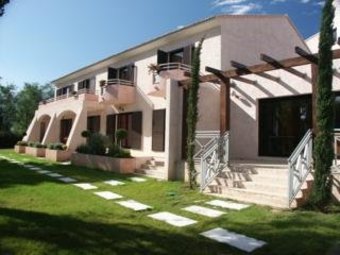 Albergue Villa Saint Exupery Gardens