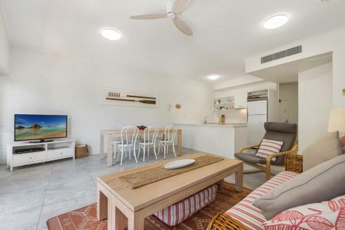 Aparthotel Mirra Chana
