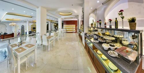 Golden Dune Hotel & Suite