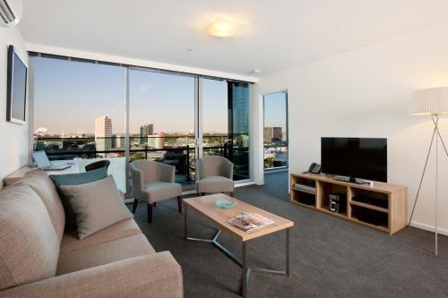 28 Nights Apartments