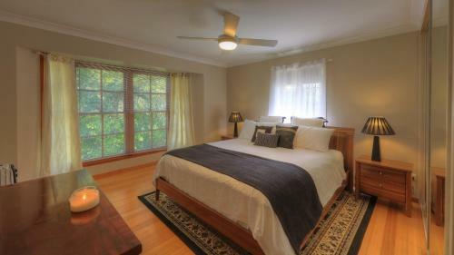 The Avenue At Montville Gracious House
