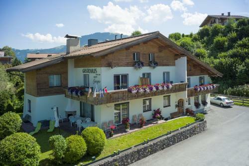 Bed & Breakfast G�stehaus Greger