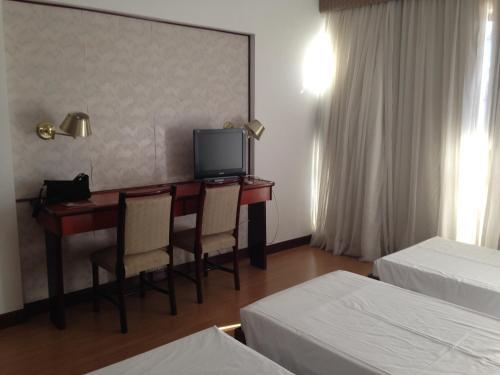 Ero's Apart Hotel