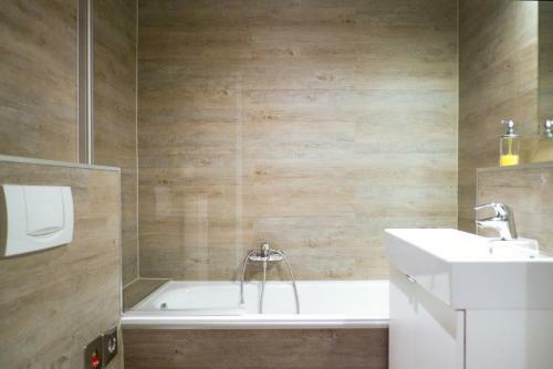 Leipzig-suites - Apartment Am Rathaus Barcelona