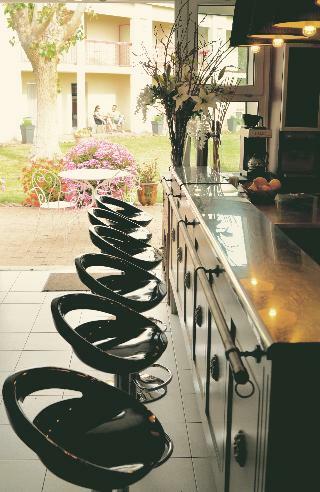 Hotel H�tel Mas Des Piboul�s