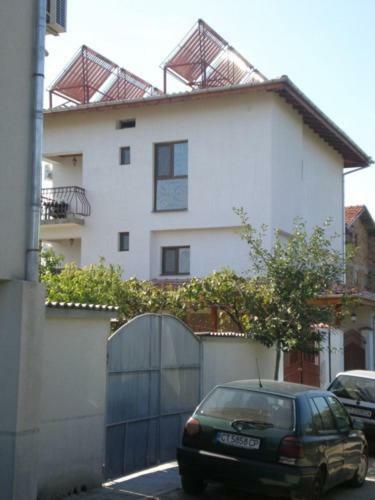 Hostal Ilona House