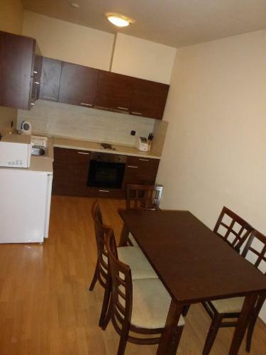 Two-bedroom Apartment In Fortuna