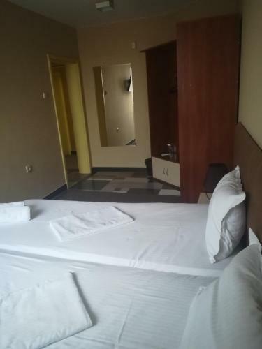 Hostal Downtown Plovdiv Family Hotel