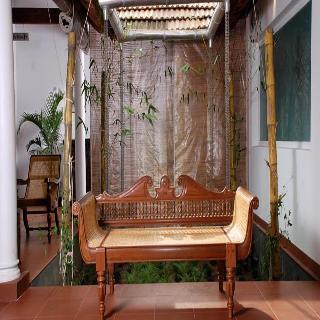 Hotel Lemon Tree Vembanad Lake Resort Alleppey Kerala