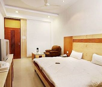 Hotel Mandakini Plaza, Kanpur