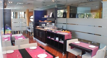 Hotel Mieres Del Camino