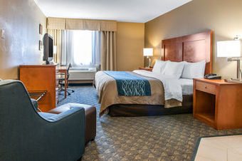 Hotel Comfort Inn & Suites