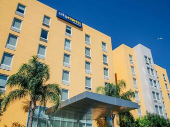 Hotel City Express Monterrey Aeropuerto