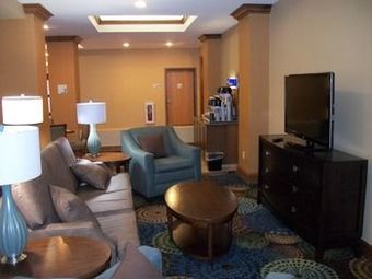 Hotel Holiday Inn Express Cortland
