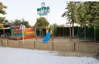 Hotel Mitra - Cabra