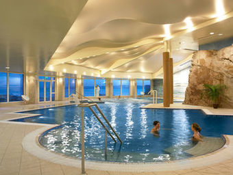 Hotel Carlton Redcastle