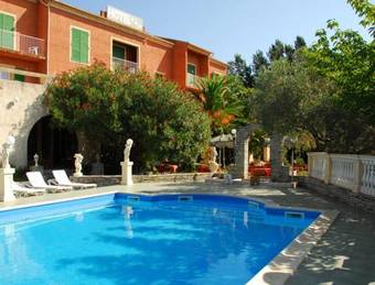 Hotel Castellu Rossu