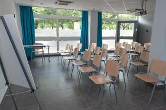 Hotel Du Parc-restaurant - Le Rouget De Lisle