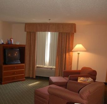 Holiday Inn Express Hotel & Suites Ex I-71/oh State Fair/expo Ctr