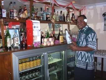 Hotel Grand Eastern (al Lado De La Piscina)